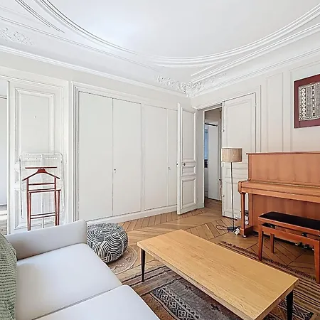 Charming Near Pigalle & Montmartre Appartamento Parigi